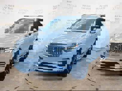 New 2025 Volvo XC90 B5 Plus w/ Protection Package Premier