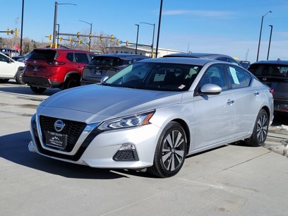 Used 2022 Nissan Altima 2.5 SV
