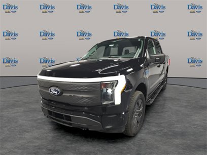 New 2025 Ford F150 Lightning XLT w/ Max Trailer Tow Package