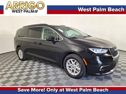 Certified 2022 Chrysler Pacifica Touring-L