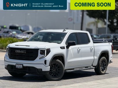 Used 2024 GMC Sierra 1500 Elevation w/ LPO, Elevation Black Package