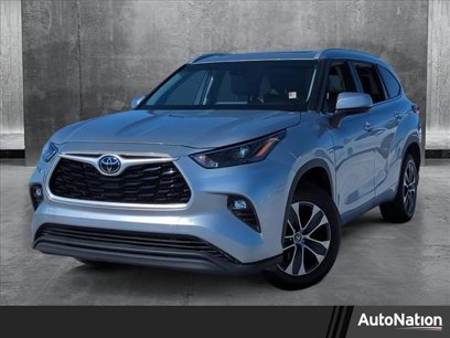 Used 2022 Toyota Highlander XLE