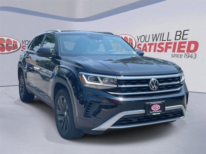 Used 2023 Volkswagen Atlas Cross Sport SE w/ Black Wheel Package