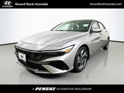 New 2025 Hyundai Elantra SEL