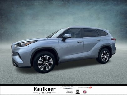 Used 2023 Toyota Highlander L