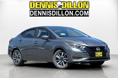 New 2025 Nissan Versa SV w/ Trunk Package
