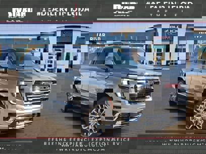 New 2025 GMC Yukon XL Elevation w/ Elevation Premium Package
