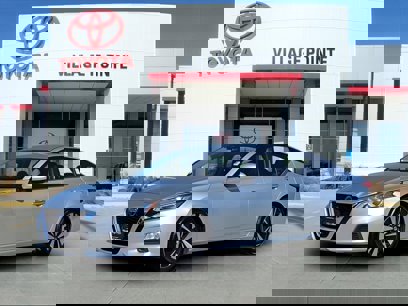 Used 2022 Nissan Altima 2.5 SV