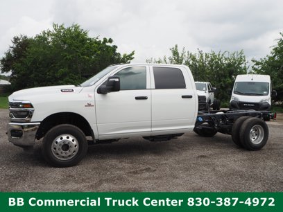 New 2025 RAM 3500 Tradesman w/ Chrome Appearance Group
