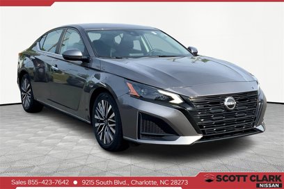 Used 2023 Nissan Altima 2.5 SV