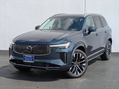 New 2025 Volvo XC90 B6 Core w/ Protection Package Premier