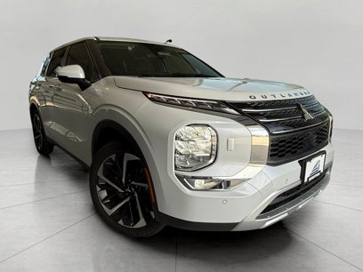 Used 2023 Mitsubishi Outlander SE