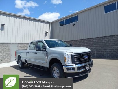 New 2025 Ford F350 XL w/ XL Chrome Package