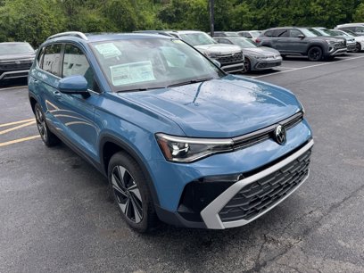 New 2025 Volkswagen Taos SE