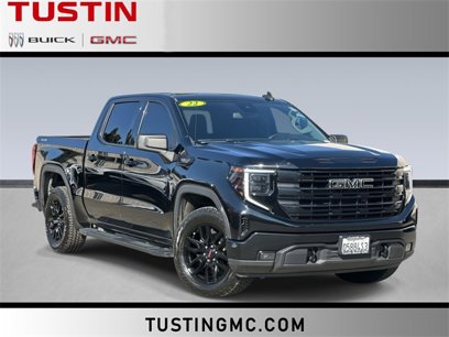 Used 2022 GMC Sierra 1500 Elevation w/ LPO, Elevation Black Package