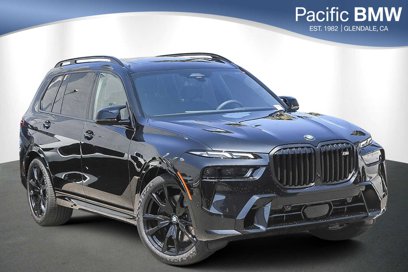 New 2026 BMW X7 M60i w/ Climate Comfort Package