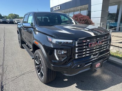 New 2025 GMC Canyon Denali