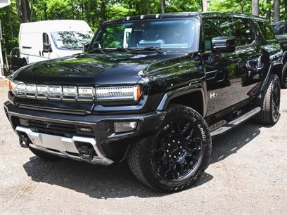 Used 2024 GMC Hummer EV 2X w/ LPO, Illumination Package