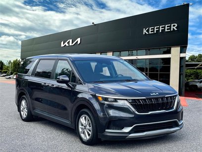 Certified 2022 Kia Carnival LX