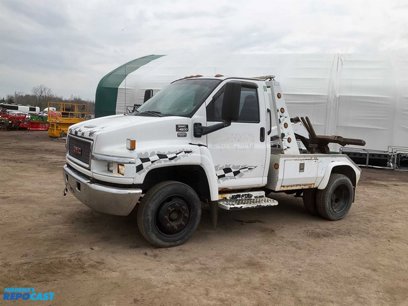 Used 2003 GMC TopKick C4500 2WD Regular Cab