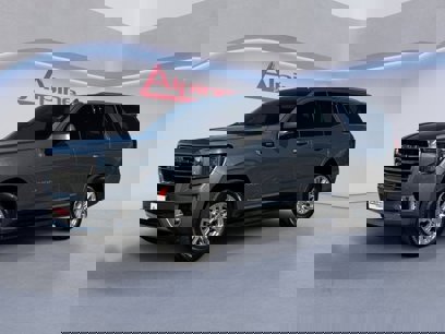 Used 2022 GMC Yukon SLT w/ SLT Luxury Package