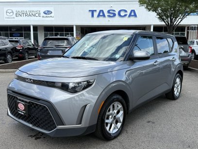 Used 2023 Kia Soul LX w/ LX Technology Package