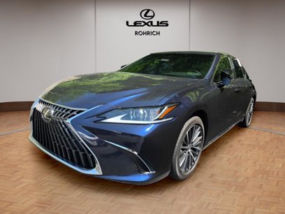 New 2025 Lexus ES 300h w/ Premium Package