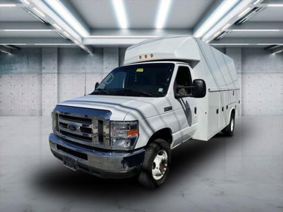 Used 2016 Ford E-450 and Econoline 450 Super Duty w/ Power Windows & Locks Group