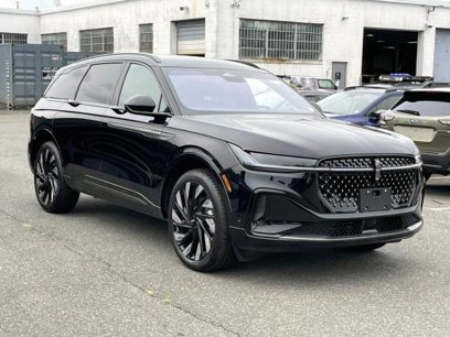 New 2024 Lincoln Nautilus Reserve w/ Jet Appearance Package (87T)