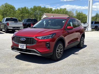 New 2025 Ford Escape SE