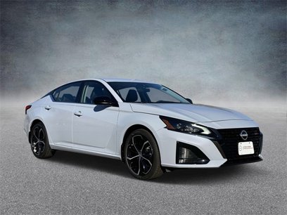 New 2025 Nissan Altima 2.5 SR