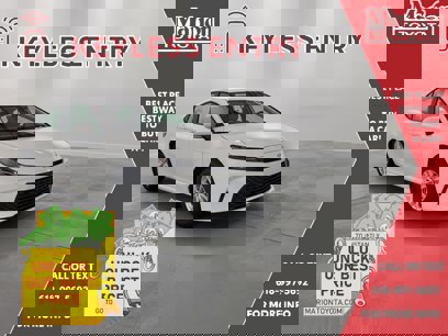 New 2025 Toyota Camry LE