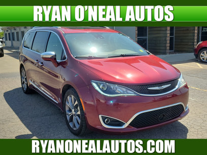 Used 2019 Chrysler Pacifica Limited w/ Tire & Wheel Group