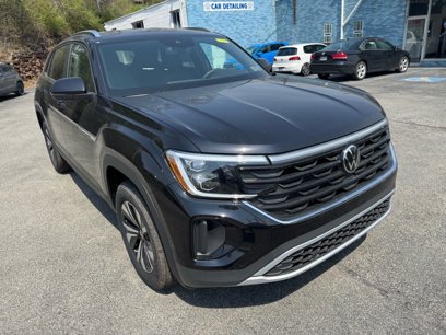 New 2025 Volkswagen Atlas Cross Sport SE