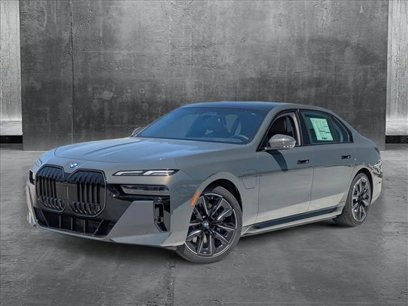 New 2025 BMW 750e xDrive