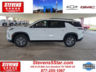 Used 2024 Chevrolet Traverse LT