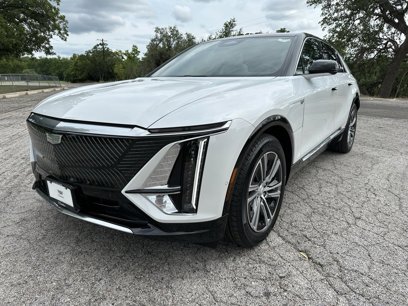 New 2025 Cadillac Lyriq Luxury