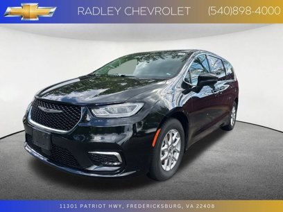 Used 2023 Chrysler Pacifica Touring-L