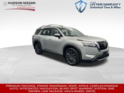 Used 2022 Nissan Pathfinder SL w/ SL Premium Package