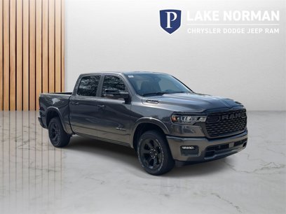New 2025 RAM 1500 4x4 Crew Cab