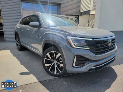 Used 2024 Volkswagen Atlas Cross Sport SEL Premium R-Line