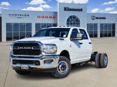 New 2024 RAM 3500 Tradesman w/ Chrome Appearance Group