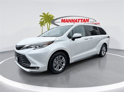 Certified 2023 Toyota Sienna Platinum