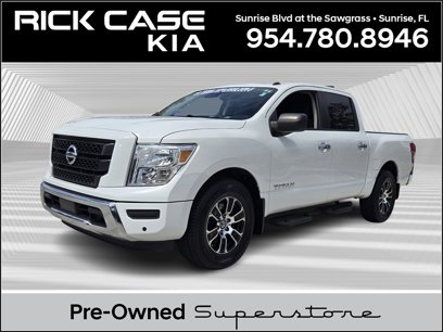 Used 2021 Nissan Titan SV w/ SV Convenience Package