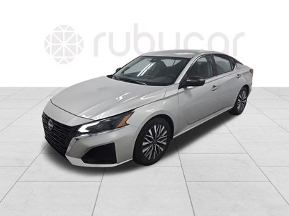 Used 2024 Nissan Altima 2.5 SV
