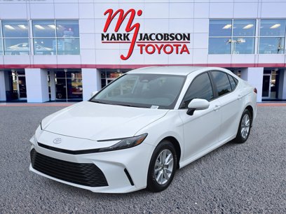 Used 2025 Toyota Camry LE w/ Convenience Package