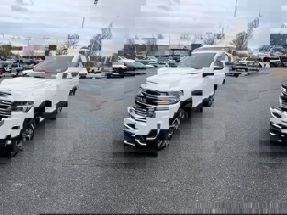 Certified 2023 GMC Acadia SLE w/ Driver Convenience Package