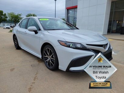 Used 2023 Toyota Camry SE
