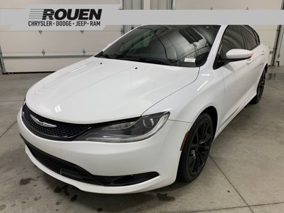Used 2016 Chrysler 200 S w/ Comfort Group