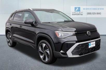 New 2025 Volkswagen Taos SE